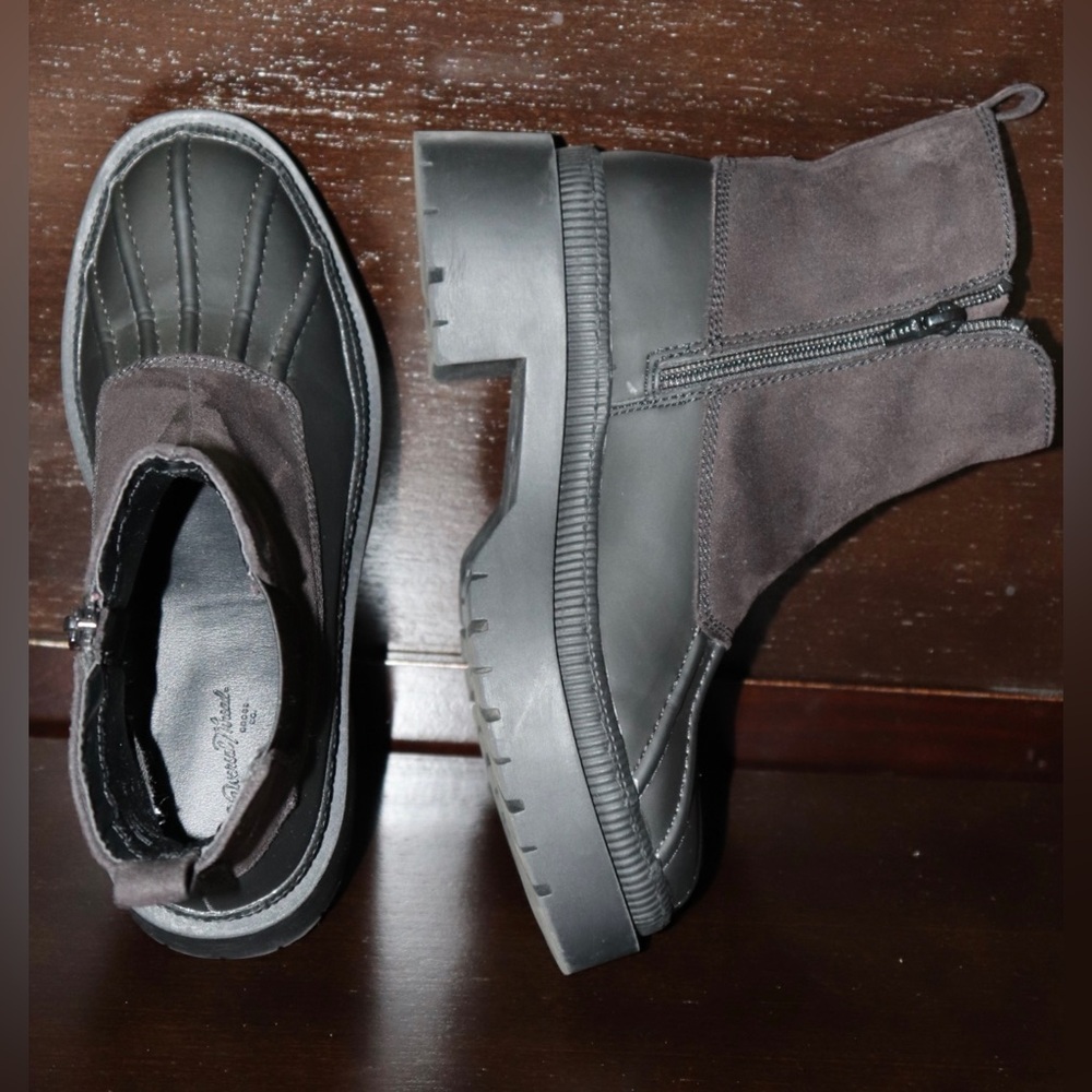 Universal Thread Combat Boots - image 1